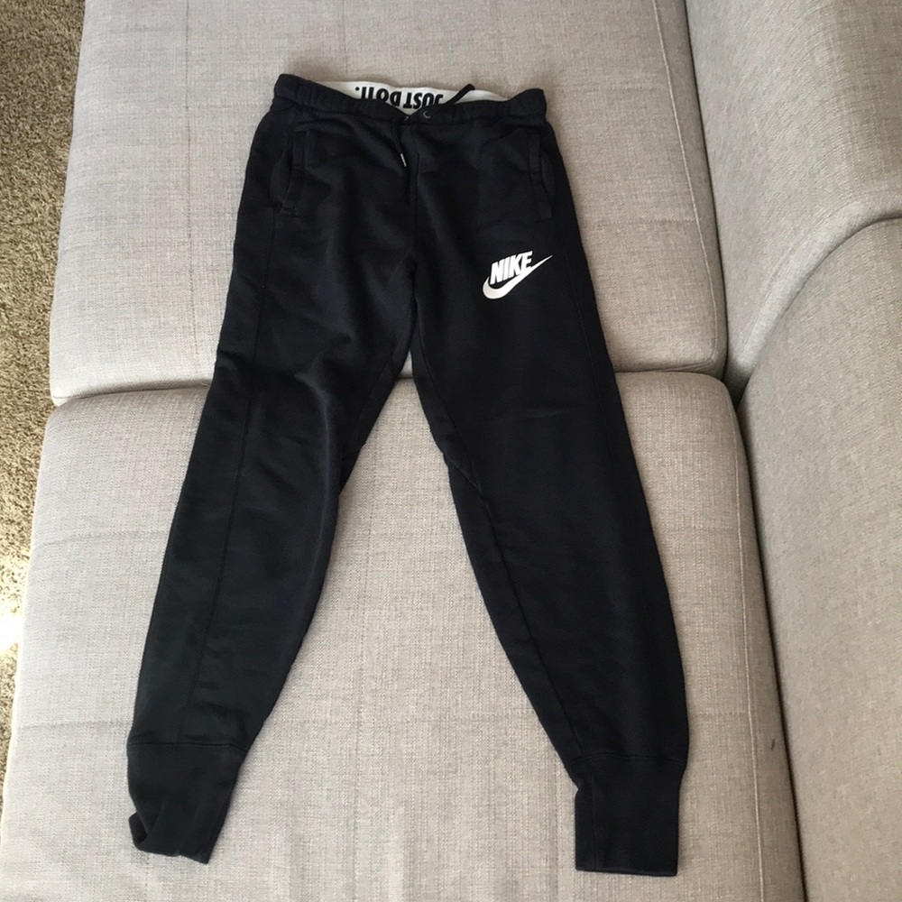 Nike Joggers